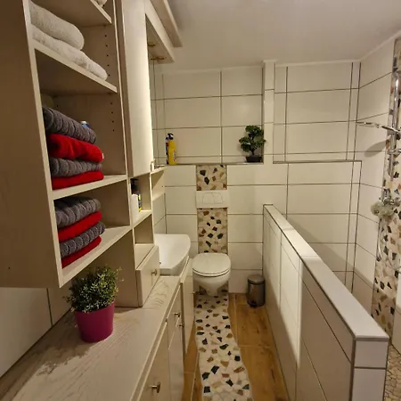 Kemmerth Apartment